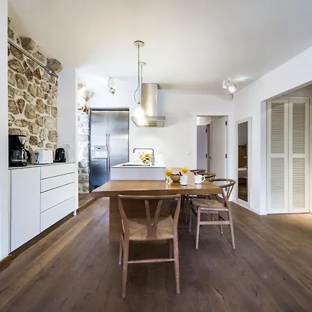 Time Old Town Apartment